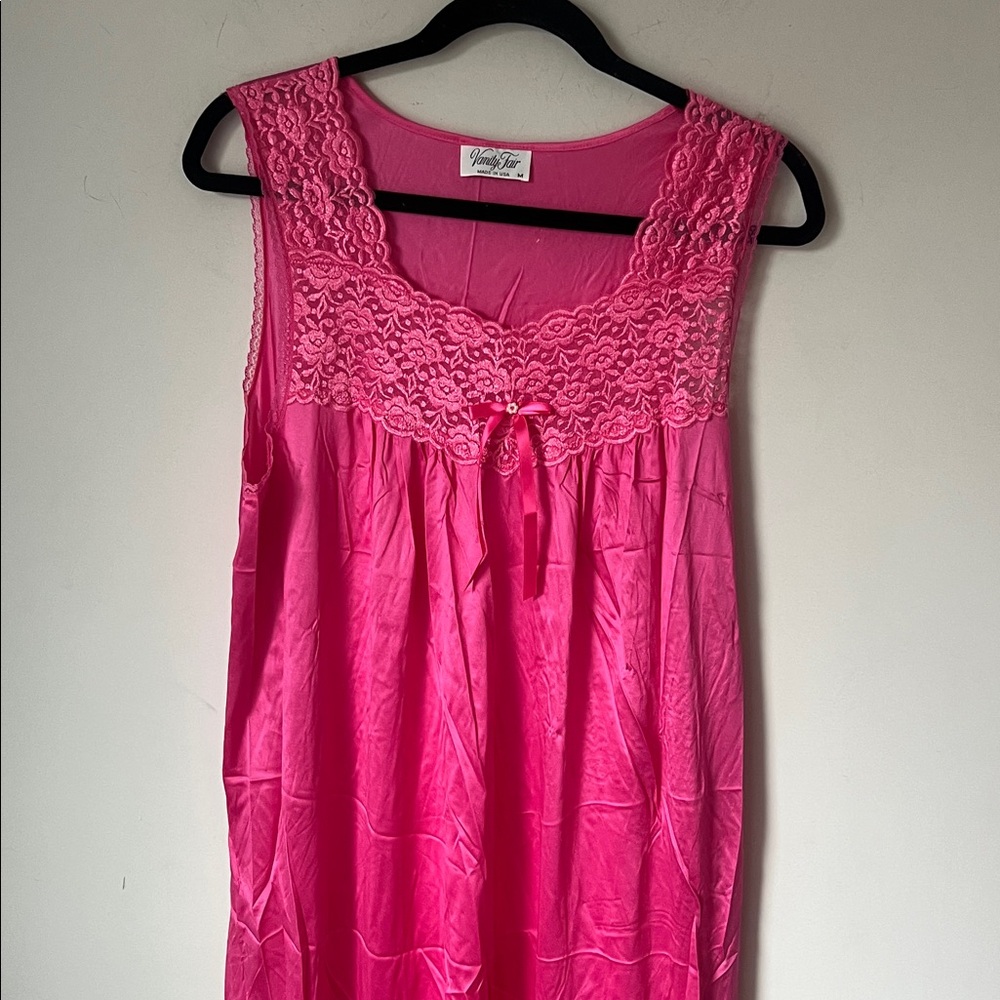 VTG Vanity Fair NIGHTGOWN Silky Nylon Sleeveless bow Bright Pink Sz Med 🕶️ - Picture 2 of 7